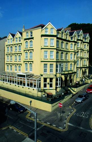 Douglas United Kingdom Discount Code Booking.com